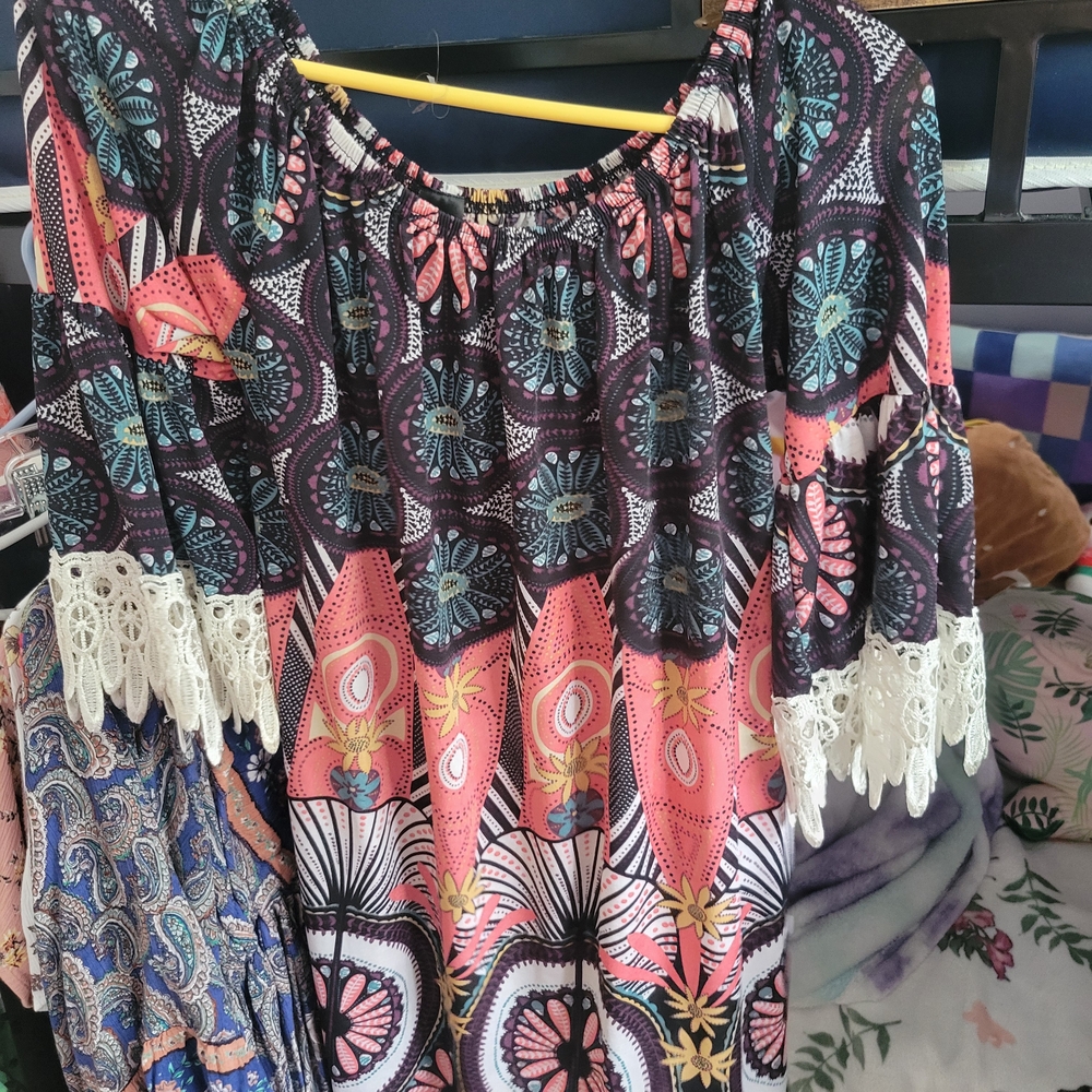 WinWin Pink and Blue Ruffled 3/4 Sleeve Blouse